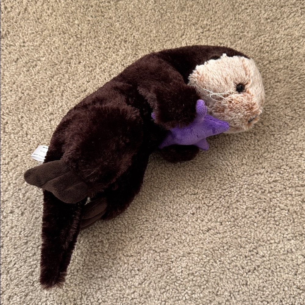 NWT Plush Otter with Purple Starfish